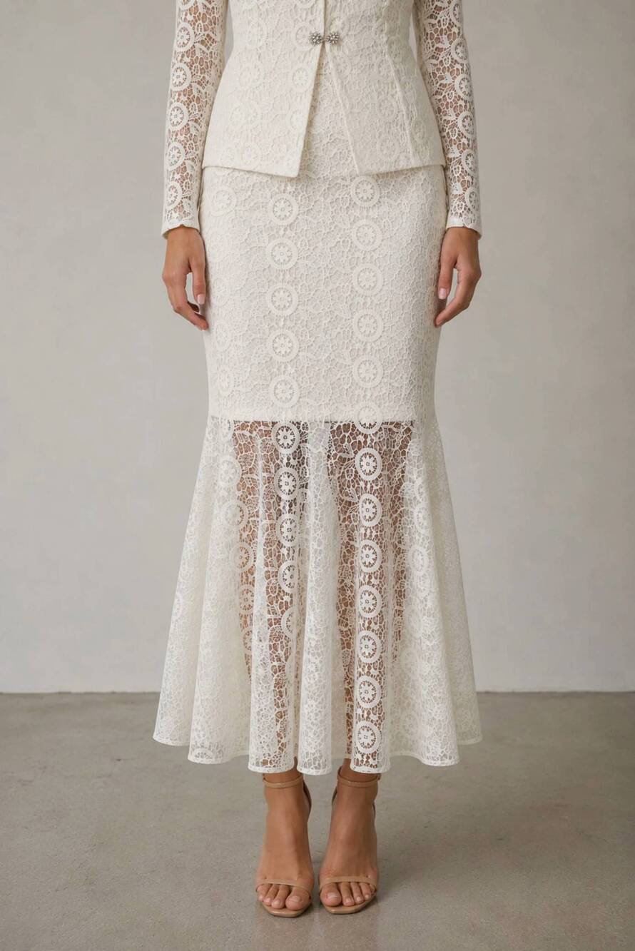 NEW AKALIA valentina lace mermaid skirt in ivory